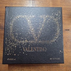 Valentino Born in Roma For Men 1.0 oz 30 ml Gift Set of 4 New Open Box