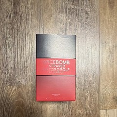 Viktor & Rolf Spicebomb Infrared Eau de Parfum Spray 3.04 fl oz