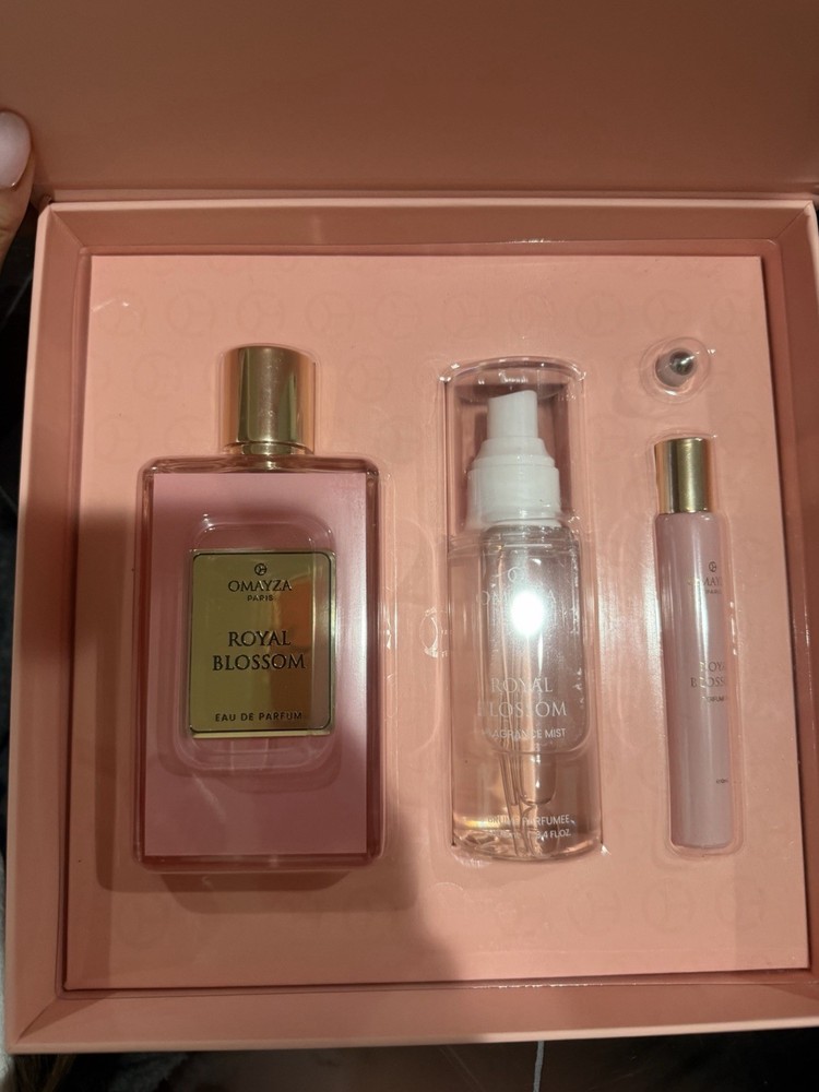 OMAYZA Paris Royal Blossom Eau de Parfum Spray, Regular Size 3.4 fl oz