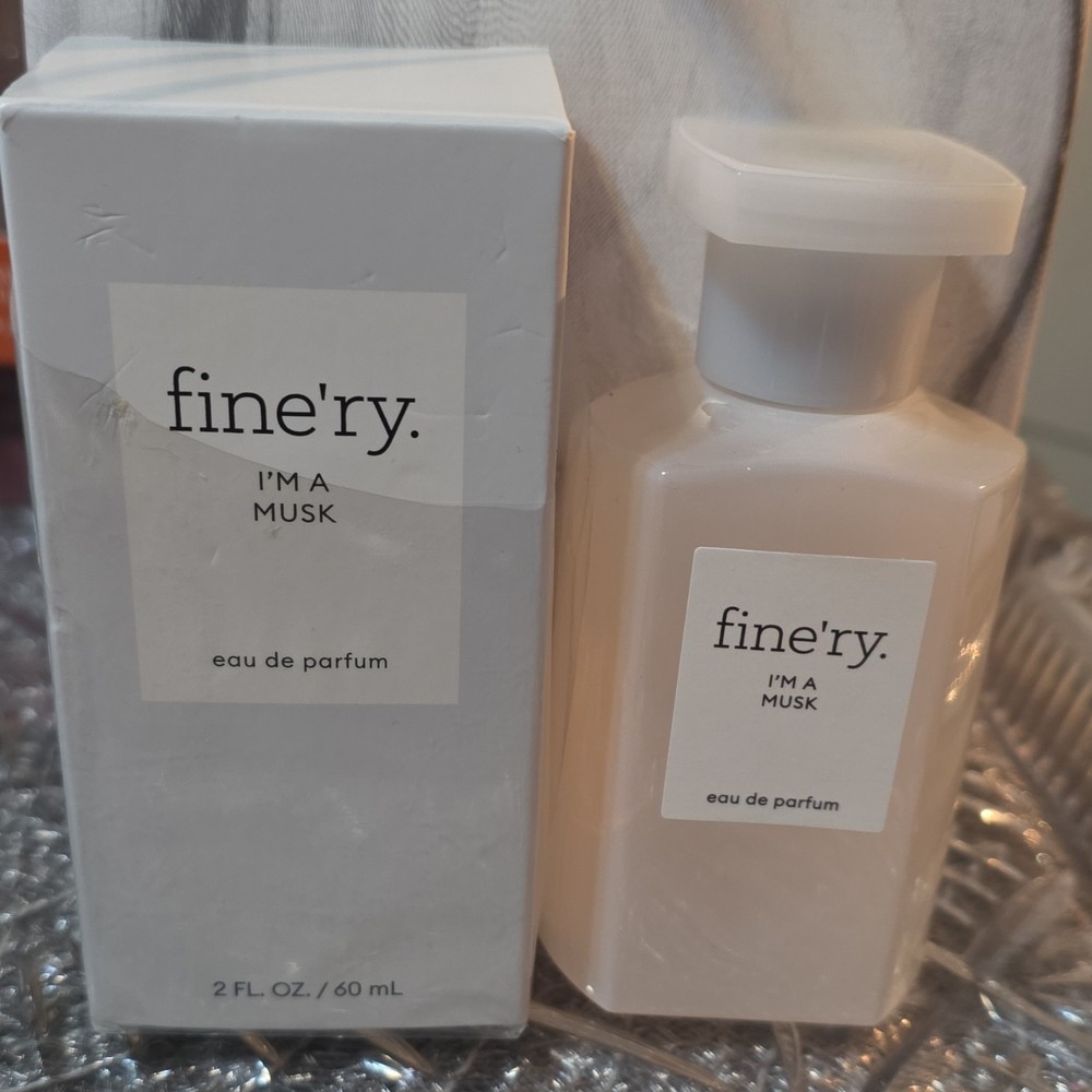 fine’ry. I’M A MUSK Eau de Parfum EDP Spray 2 fl oz Regular Size MPN 25149