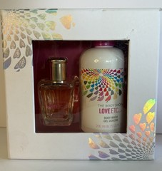 The Body Shop Love Etc Boxed Set EdT Perfume 30 ml + 6.7 oz Body Wash