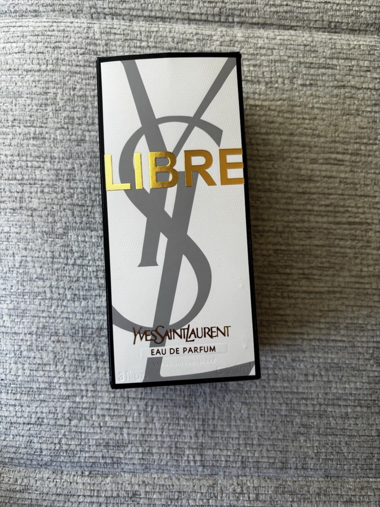 Yves Saint Laurent intense Eau-De-Parfum Spray 3.0 oz