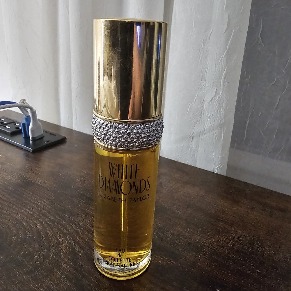 Elizabeth Taylor WHITE DIAMONDS Eau de Toilette Spray Women – 1 oz