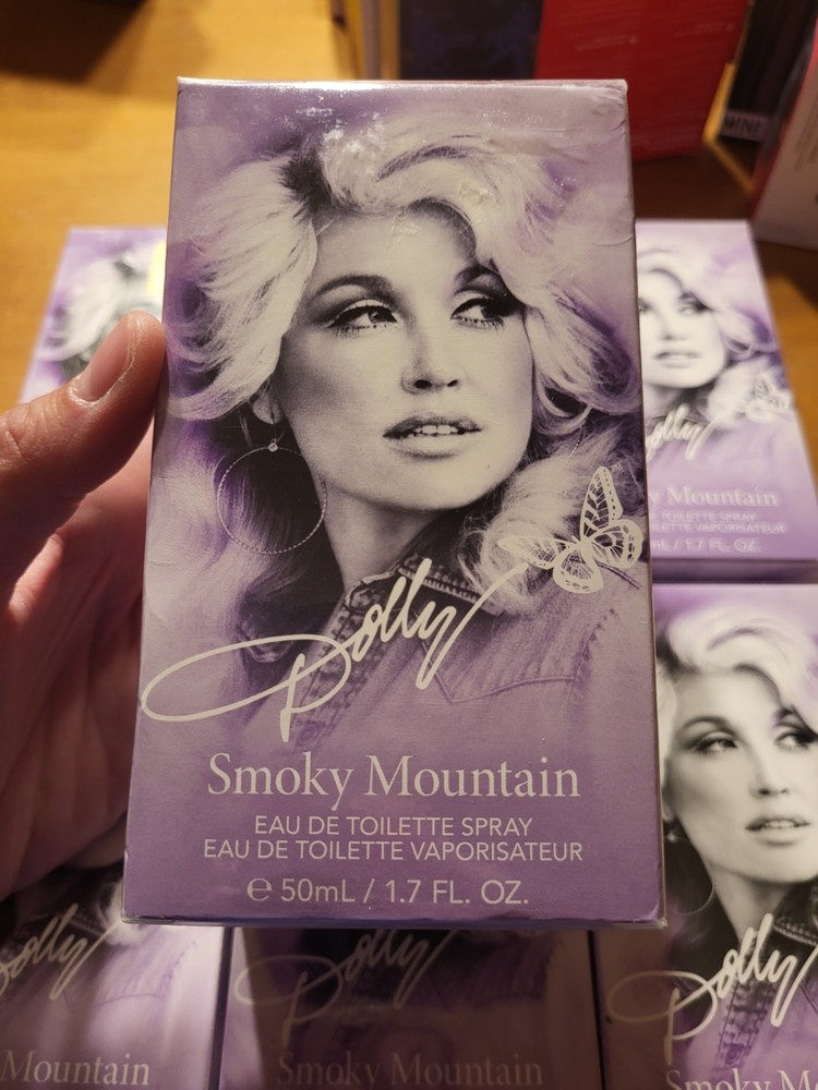 Dolly Parton Smoky Mountain Eau de Toilette Perfume Spray 1.7 fl oz 50 ml
