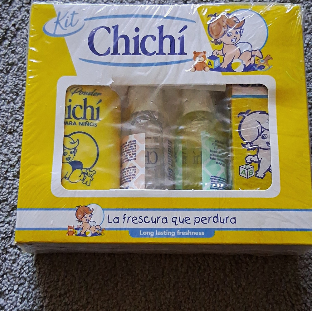 Chichí Kids Gift Sets Kit, Chichí Cologne/Powder, 0.8 fl oz