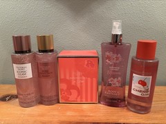 💖 HOT DEAL Victoria’s Secret Bombshells in Bloom 1.7oz Perfume Lot