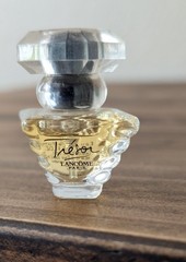 Lancome Tresor Eau de Parfum Fruity Floral Wood Scent Perfume 0.16 Oz New