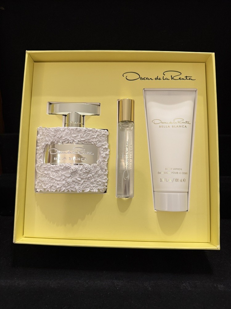 Oscar De La Renta Bella Blanca 3 Piece Gift Set NIB