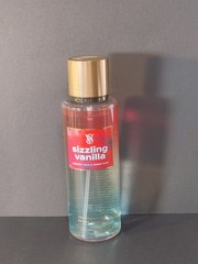 Victoria’s Secret SIZZLING VANILLA Fragrance Mist 8.4 oz Coconut Mango Lmtd Edt.