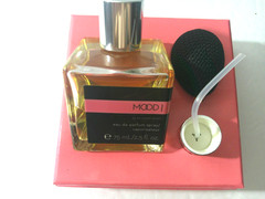 New in Open box Victoria’s Secret Mood Yearn Eau De Parfum Spray 2.5 Oz 75ml
