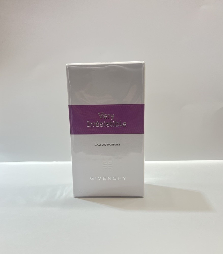 Very Irresistible By Givenchy 2.7oz Edp Spray For Women New In Box