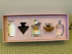 Lancome MINI Perfume Collection Holiday sampler 4 Piece Gift Set ( 1 missing )