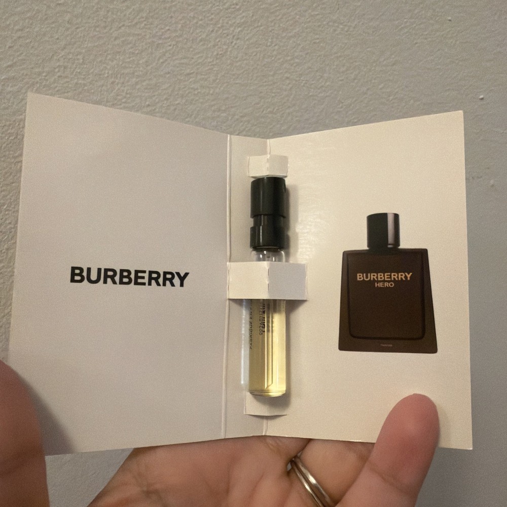 1 Vial Sample BURBERRY HERO for Men Perfume 0.05 oz 1.5 ml Eau de Parfum Spray