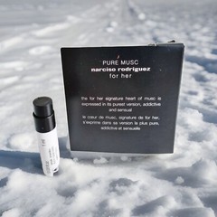 1 X Narciso Rodriguez Pure Musc For Her Eau de Parfum Spray, 1ml / 0.03 Fl.oz