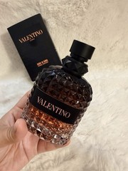 Valentino Uomo Born In Roma Coral Fantasy EDT Spray, Regular Size 3.4 fl oz