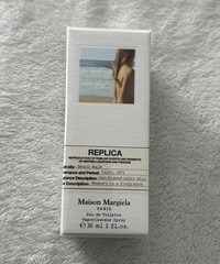 NEW IN BOX Maison Margiela REPLICA Beach Walk Eau de Toilette Spray 1 fl oz