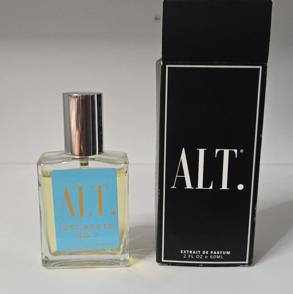 ALT. Just Porto No.7 Extrait de Parfum Spray, Regular Size 2 fl oz