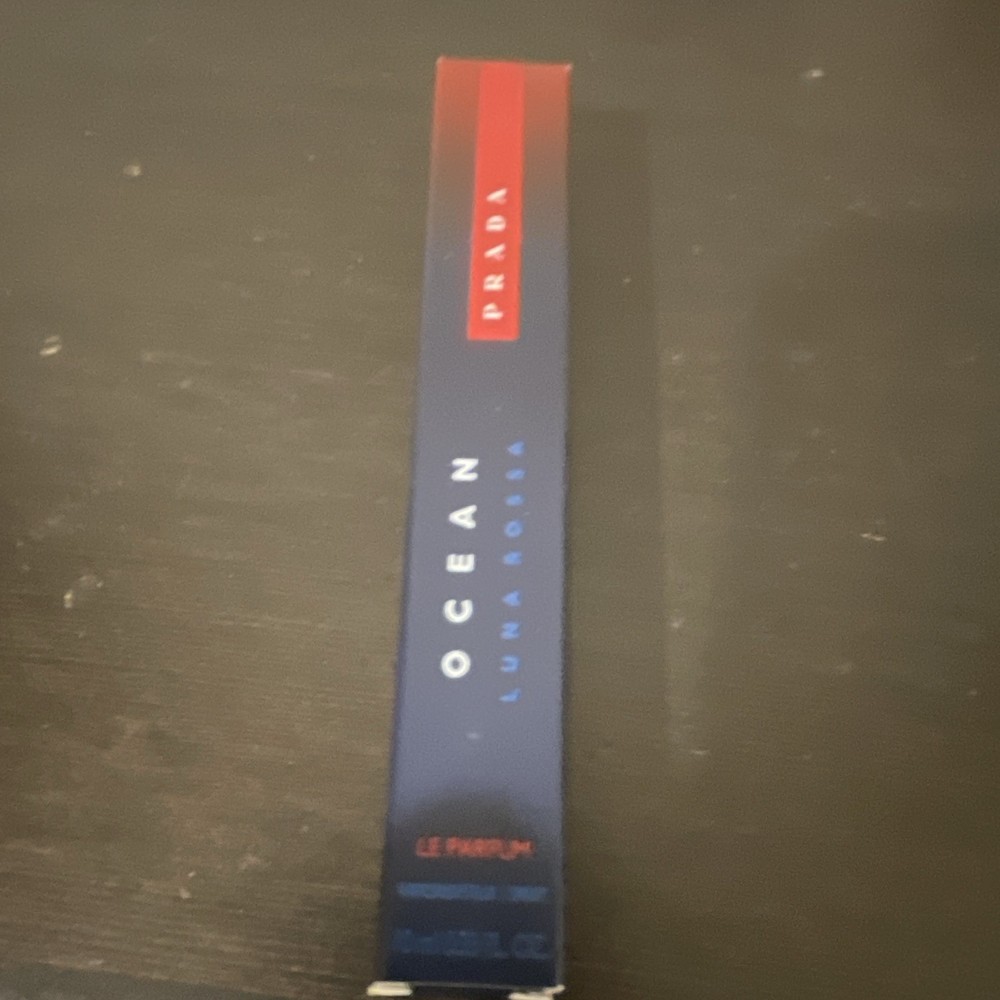 PRADA Luna Rossa Ocean Eau de Parfum Spray .33 fl oz Travel Size