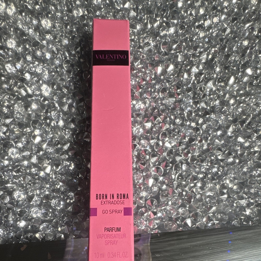 Valentino Born in Roma Extradose Perfume Go Spray Travel Size 0.34 fl oz