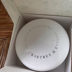 CRABTREE & EVELYN Perfumed Dusting Powder Lily of The Valley 3.4OZ New in Box