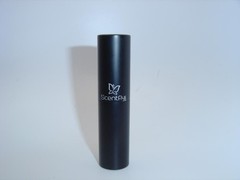 versace bright crysal 0.8 fl oz spray bottel