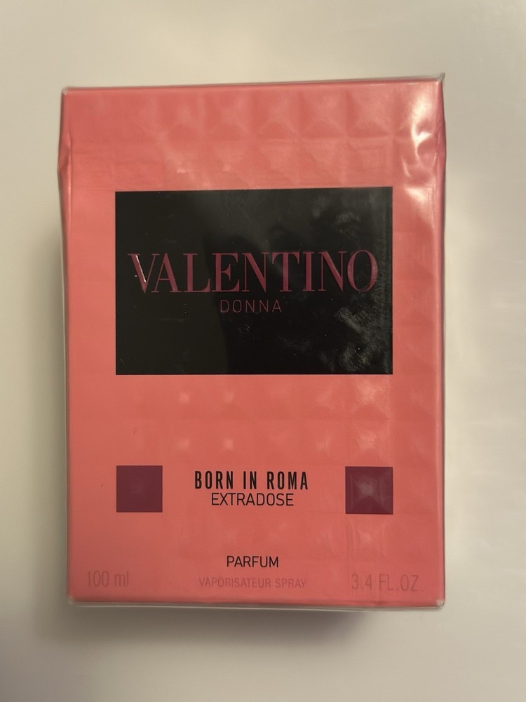 Valentino Donna Born in Roma Extradose Parfum Spray for Women 3.4 fl oz 100 ml