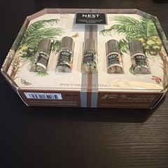 NIB NEST New York Perfume Oil Collection Gift Set 5pc, 0.1ft.oz x 5