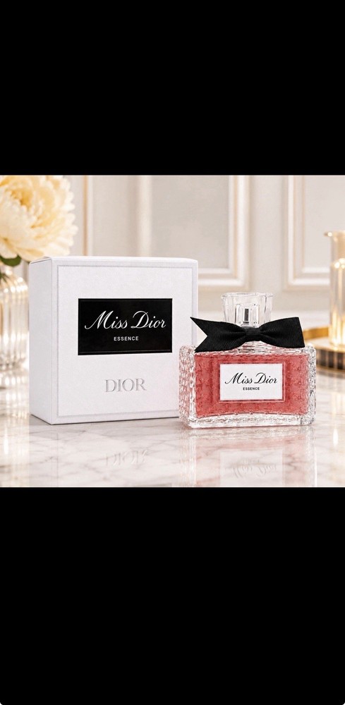 Dior Miss Dior Essence Perfume Spray 3.4 fl oz Long Lasting Regular Size