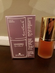 Gloria Vanderbilt Eau De Parfum Spray Extra Long Lasting 0.8 fl oz