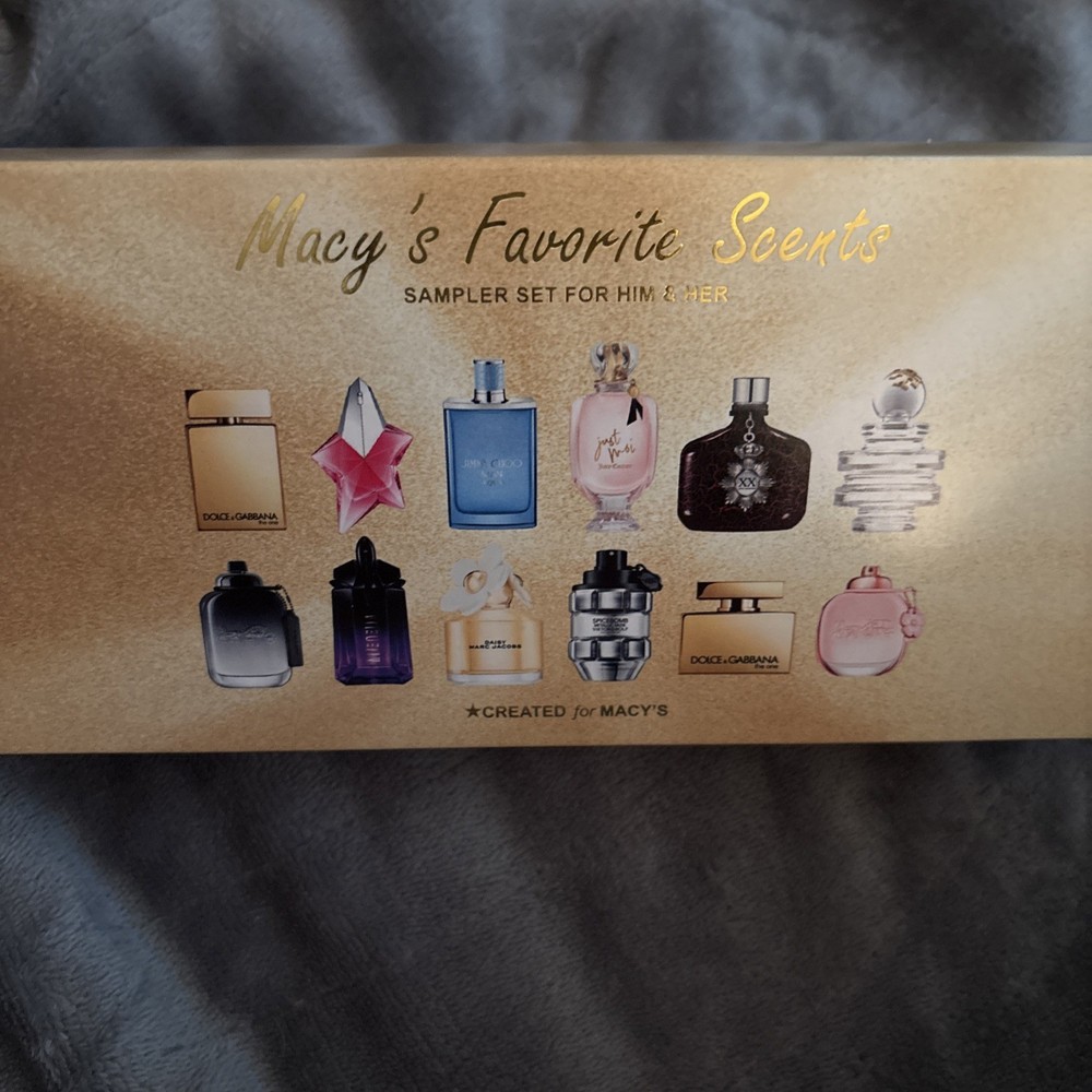 12 Macy’s Favorite Scents Fragrance Sampler For Him & Her Makes a Great Gift