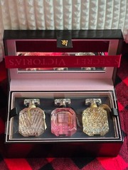 💖Discontinued Victoria’s Secret Bombshell Over The Top Set + VS Plush Throw💖