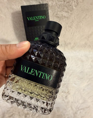 Valentino Uomo Born in Roma Green Stravaganza EDT Spray, Regular Size 3.4 fl oz