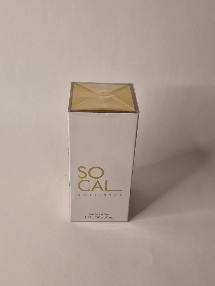Hollister So Cal Eau De Parfume Spray 1.7 fl oz/ 50 ml