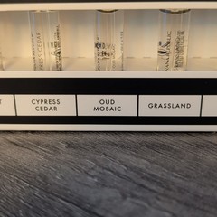 Banana Republic Extrait/Eau de Parfum Discovery Set Spray 8×1.5 mL Samples