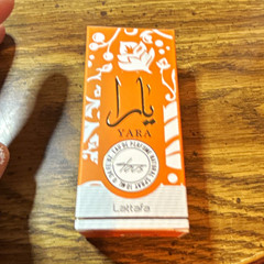 Lattafa Yara Eau de Parfum Travel Size 10ml Spray MPN Yara