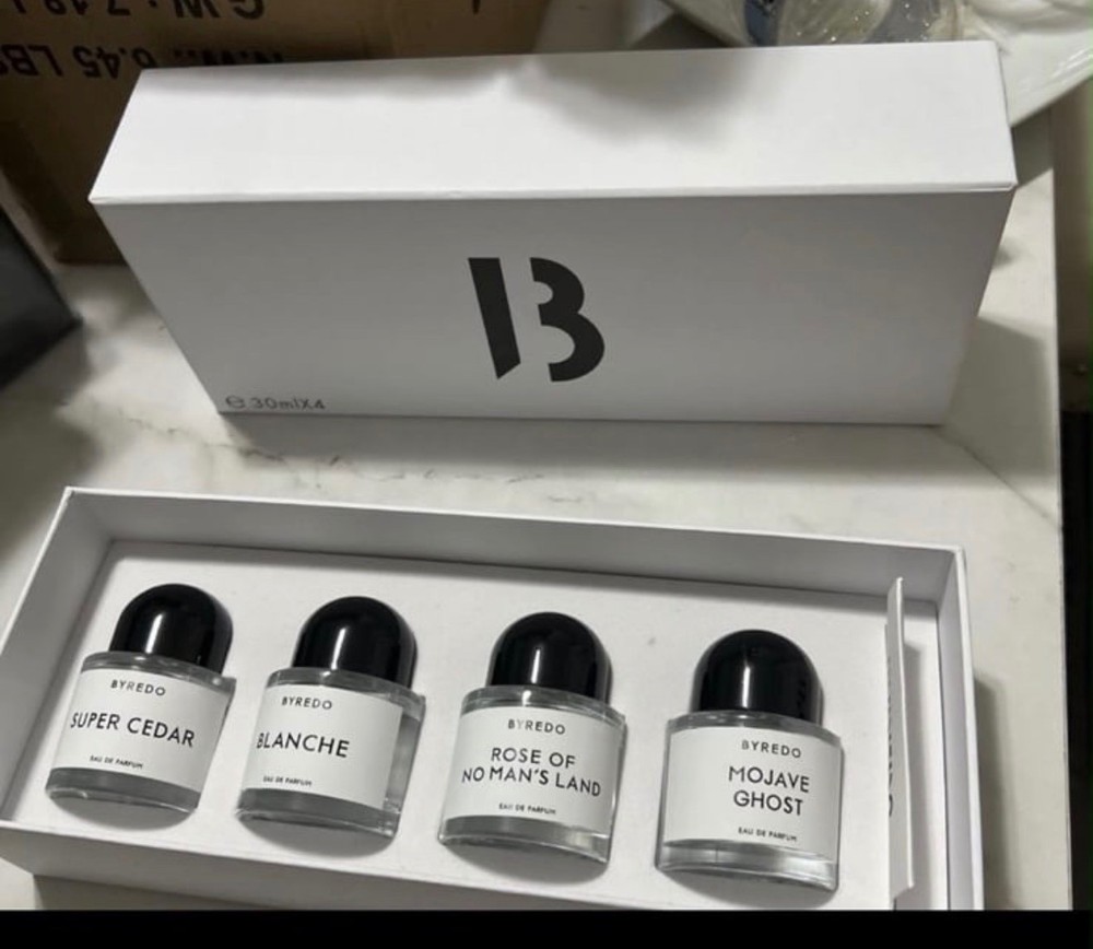 This is a Byredo Perfume Gift Set containing four 30ml bottles of Super Cedar, B