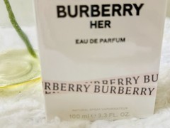 Burberry Her Eau de Parfum Natural Spray Vaporisateur, Regular Size 3.3 fl oz