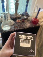 Serge Lutens, De Profundis, Bottle and Box