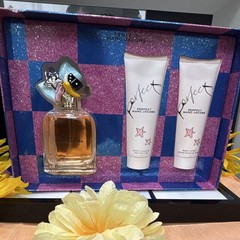 Marc Jacobs Perfect Gift Set EDP Spray 3.3 fl oz + Lotion + Body Cleanse