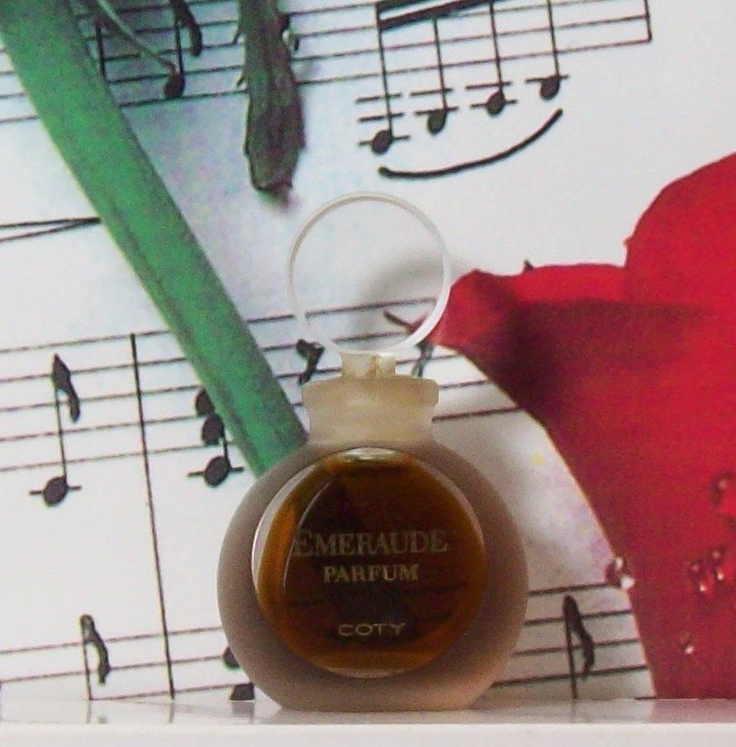 Emeraude Perfume Splash 0.25 Oz. By Coty. Vintage