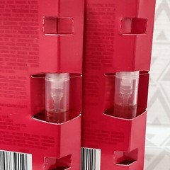 2x Valentino VOCE VIVA The NEW EAU DE PARFUM 1.2ml SAMPLE SPRAY