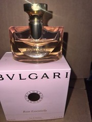 Bvlgari Rose Essentielle Eau de Parfum Spray, 3.4 oz (100 ML) Italy