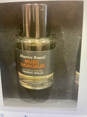 The Essential Collection Editions De Parfums Frederic Malle