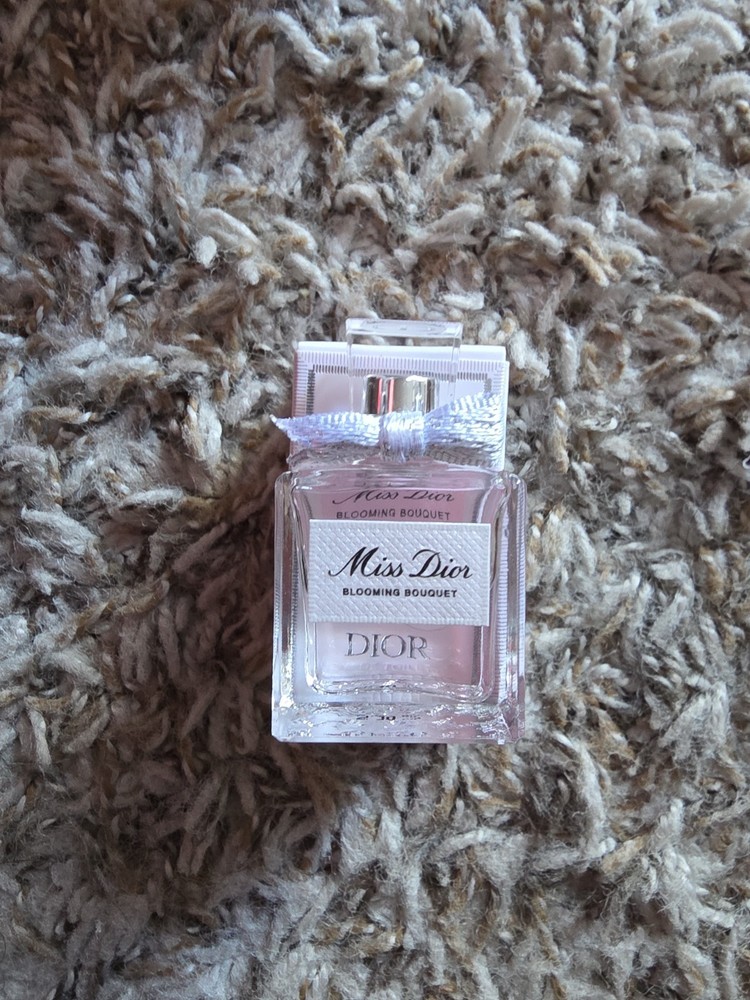 Dior Miss Dior Blooming Bouquet Eau De Toilette 5ml – O.17 FL.OZ Travel Size NIB