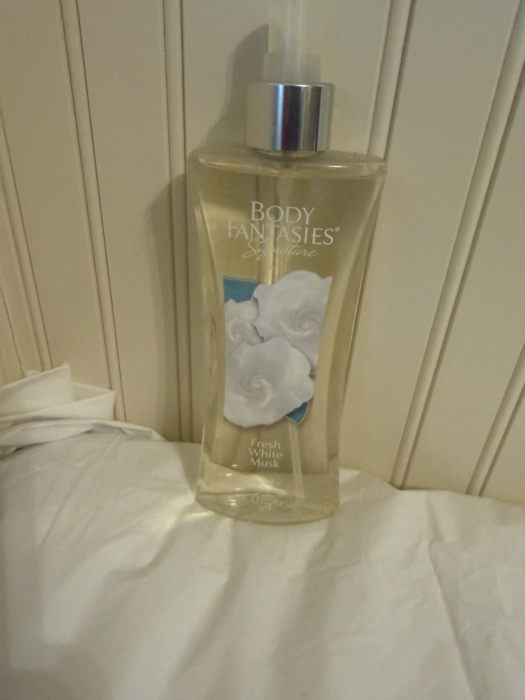 Body Fantasies Signature Fragrance Body Spray, Fresh White Musk 8 OZ