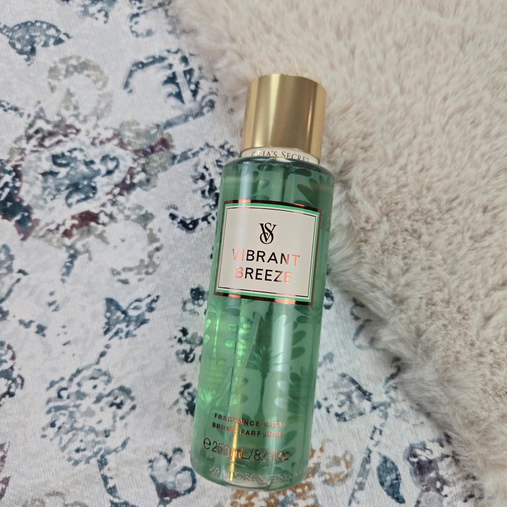 Victoria’s Secret Fragrance Mist Vibrant Breeze 250ml/8.4oz