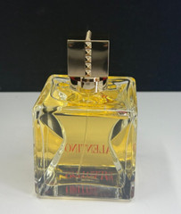Valentino Voce Viva Eau de parfum Spray 3.4 oz Non-Boxed