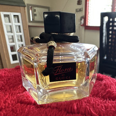 Gucci Flora by Gucci Eau de Toilette Spray, Regular Size 1.6 fl oz discontinued