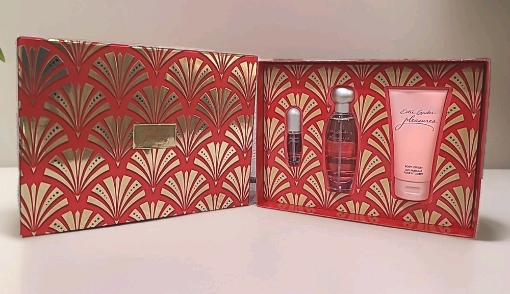 ESTĒE LAUDER Pleasures Gift Set Perfume & Lotion 3-Pc Women’s Fragrance – NEW