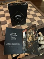 Kilian Apple Brandy on the Rocks Eau de Parfum EDP 1.5ml – 0.05 fl oz Vial Spray